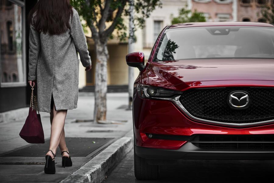 Детали экстерьера Mazda CX-5 2016 года  (фото 41 из 49)